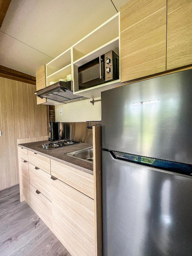 Onlycamp Le Pont Romain Yvre-l'Eveque Экстерьер фото